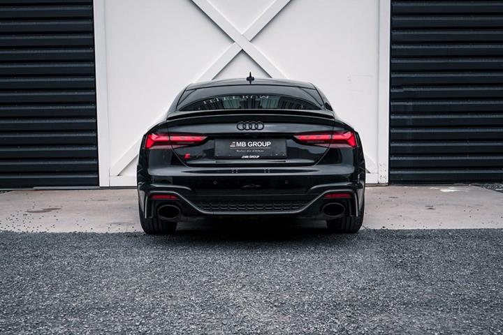 Sort Audi RS5 fra 2020