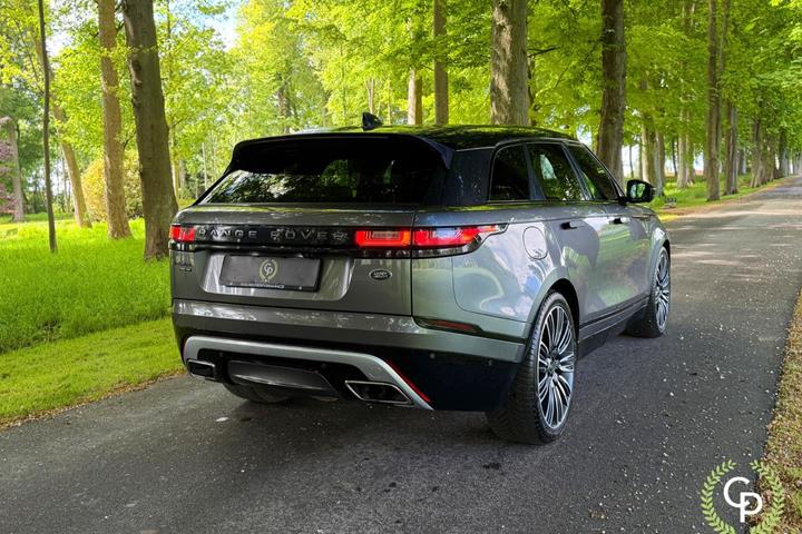 Grå Land Rover Range Rover Velar fra 2018
