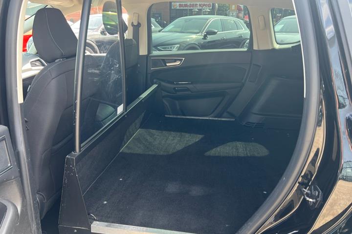 Sort Ford S-MAX fra 2019