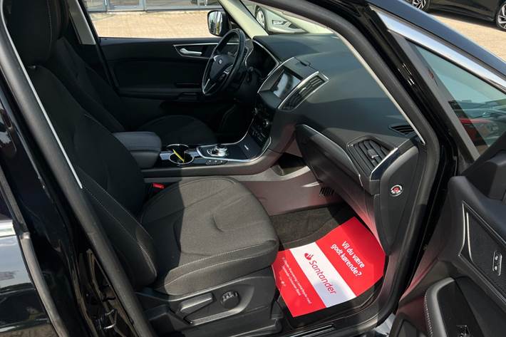 Sort Ford S-MAX fra 2019