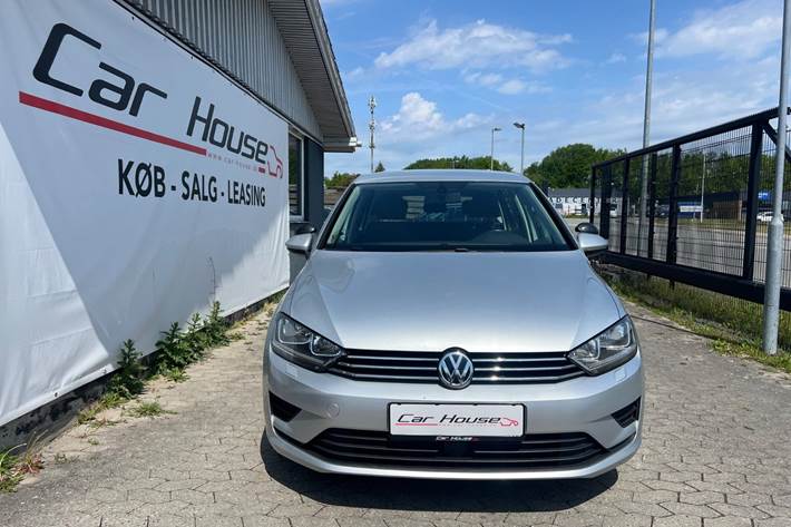 Sølv VW Golf Sportsvan fra 2015