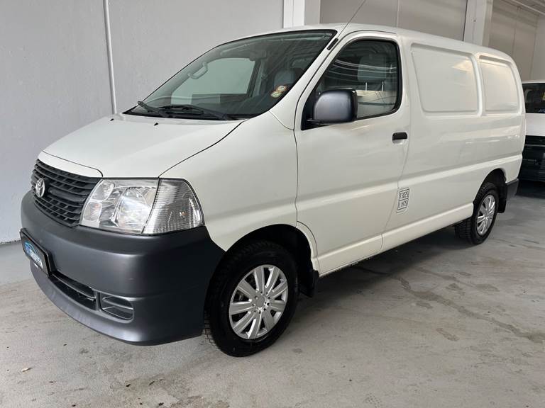 Toyota HiAce 2,5 D-4D 95 Komfort kort