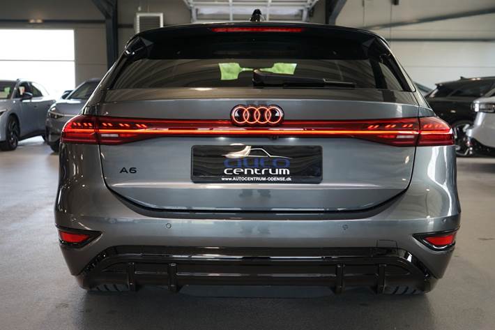 Grå Audi A6 e-tron fra 2025