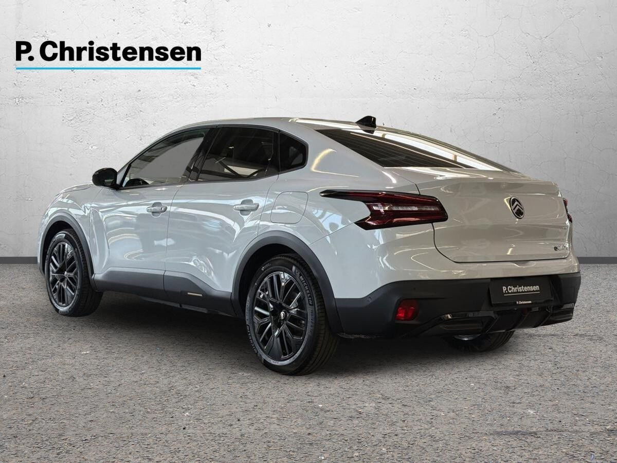 Hvid Citroën ë-C4 X fra 2024