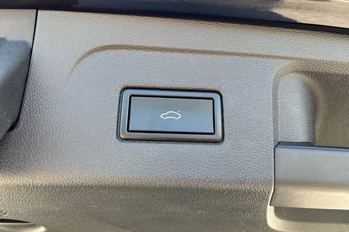 Sort VW Touran fra 2020