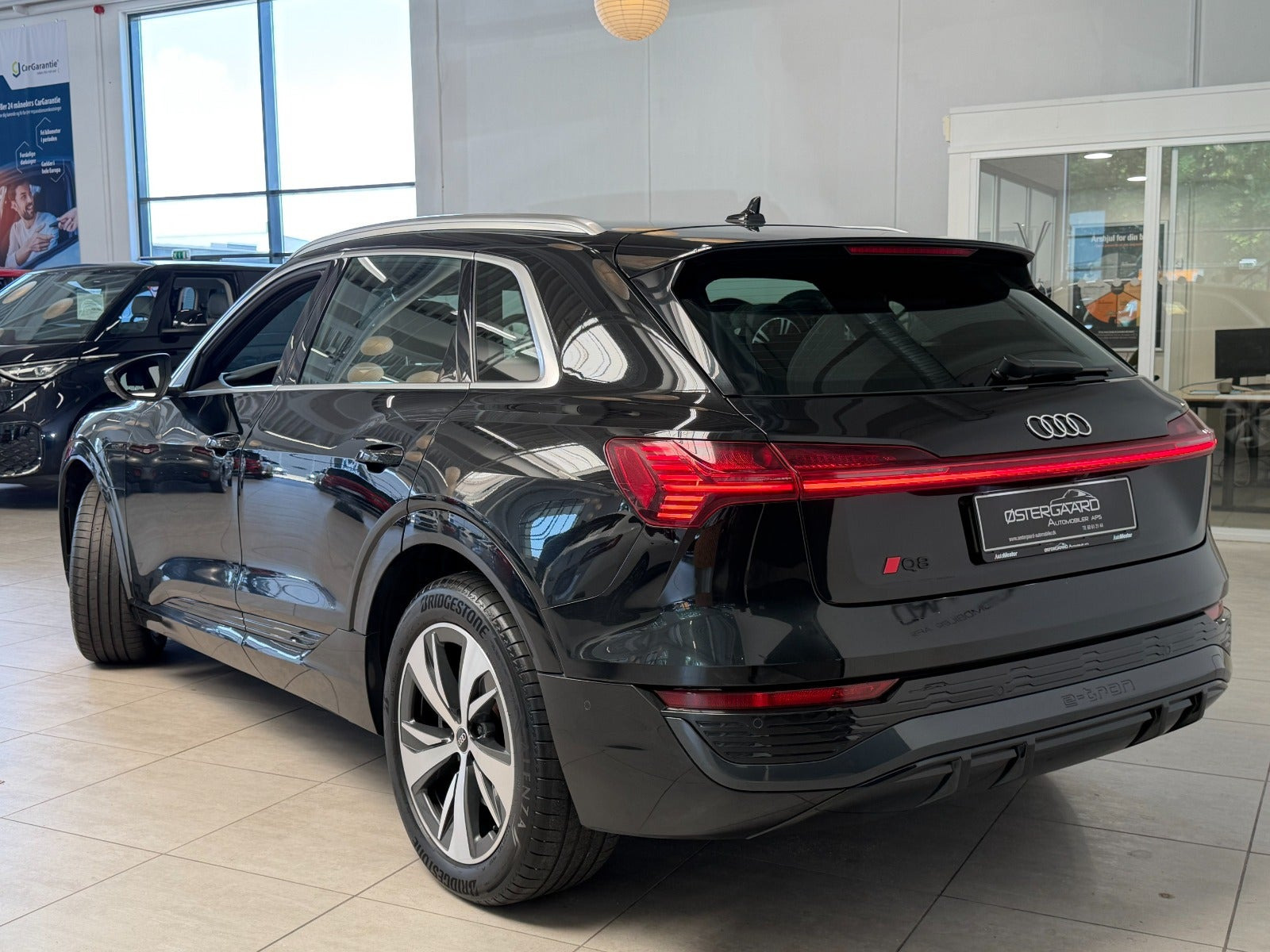 Sort Audi Q8 e-tron fra 2024