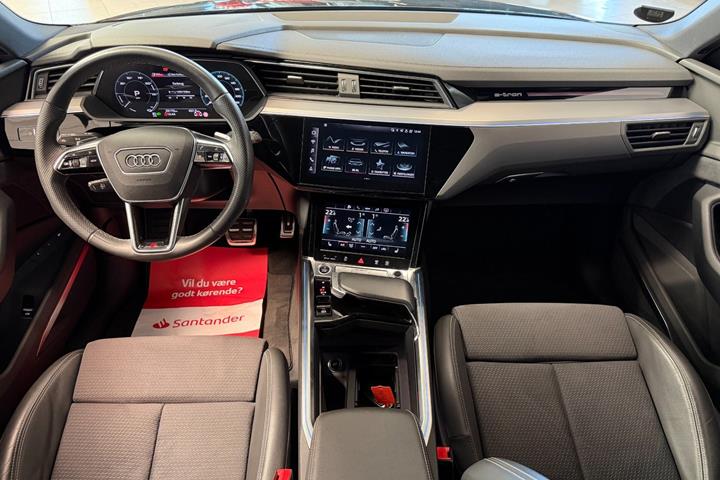 Sort Audi Q8 e-tron fra 2024