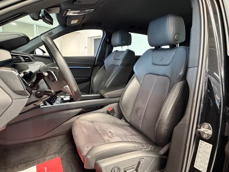 Audi Q8 e-tron 55 S-line quattro
