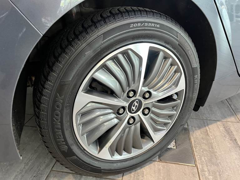 Hyundai Ioniq 1,6 PHEV Premium DCT