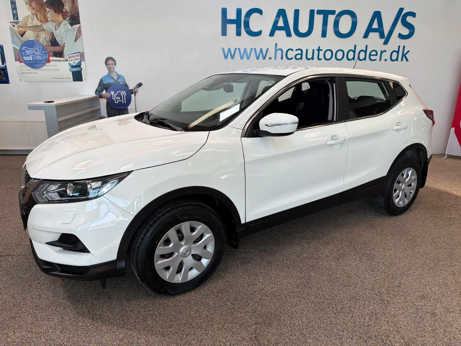 Hvid Nissan Qashqai fra 2019