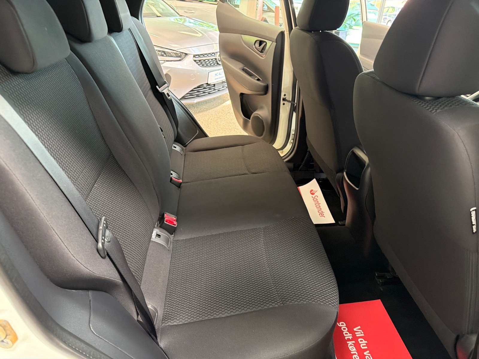 Hvid Nissan Qashqai fra 2019