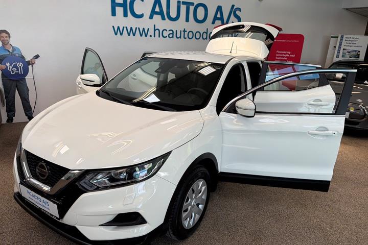 Hvid Nissan Qashqai fra 2019