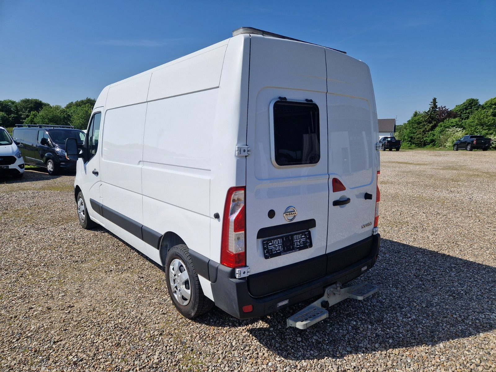 undefined Nissan NV400 fra 2021 set udefra