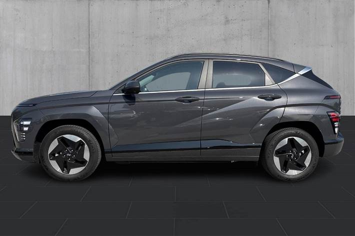 Grå Hyundai Kona fra 2025