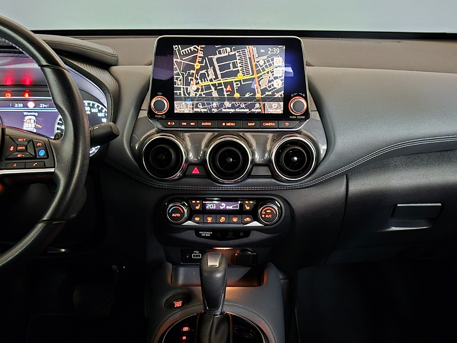 Sort Nissan Juke fra 2021