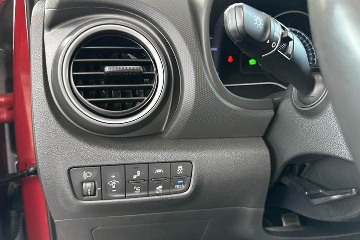 Rød Hyundai Kona fra 2020