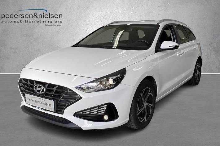 Hvid Hyundai i30 fra 2021