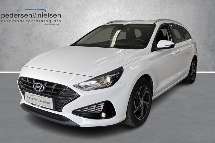 Hvid Hyundai i30 fra 2021