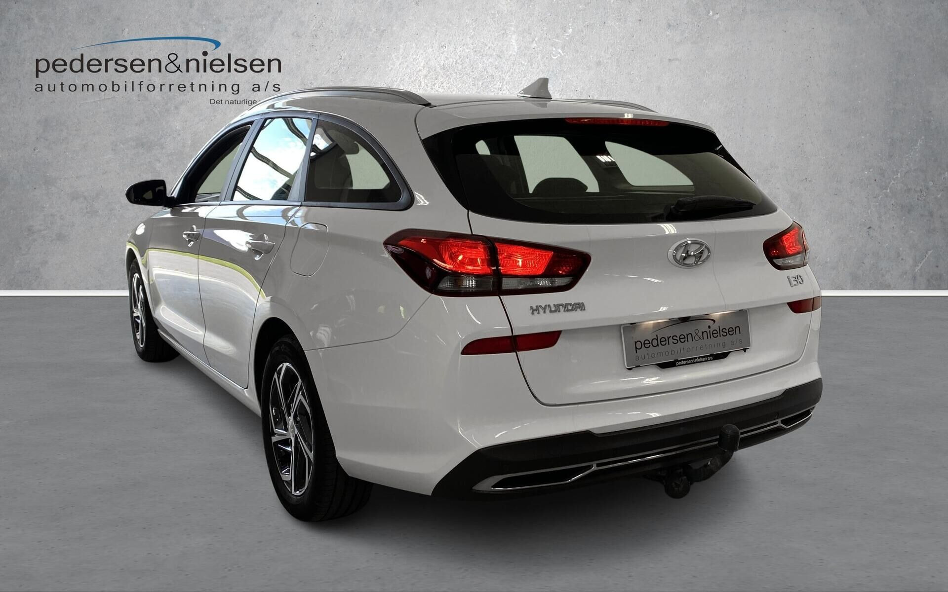Hvid Hyundai i30 fra 2021