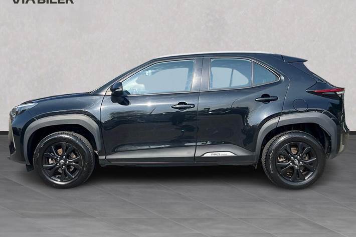 Sort Toyota Yaris Cross fra 2022
