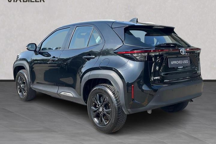 Sort Toyota Yaris Cross fra 2022