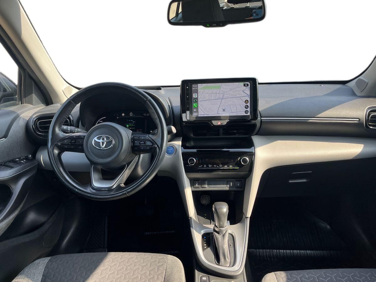 Sort Toyota Yaris Cross fra 2022