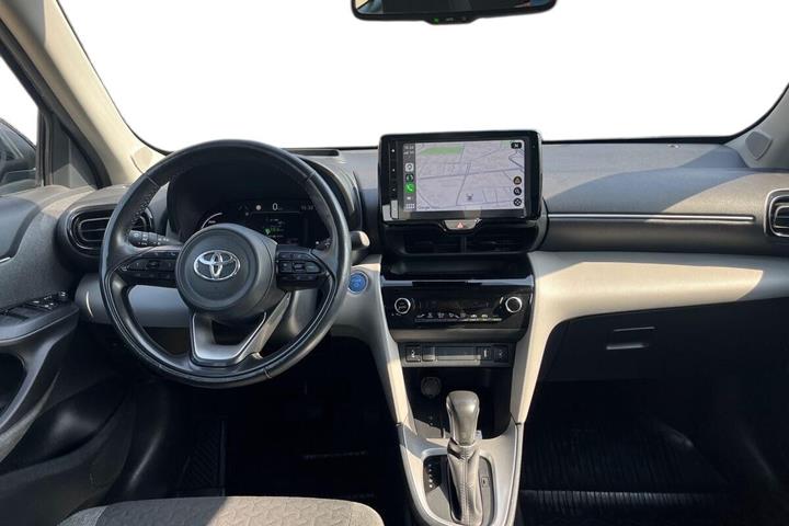 Sort Toyota Yaris Cross fra 2022