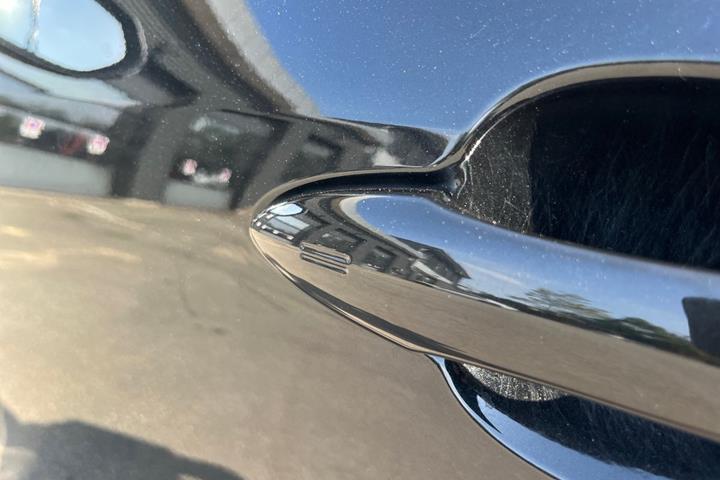 Sort Toyota Yaris Cross fra 2022