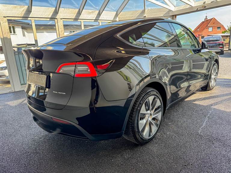 Tesla Model Y EL Long Range AWD 514HK 5d Aut.