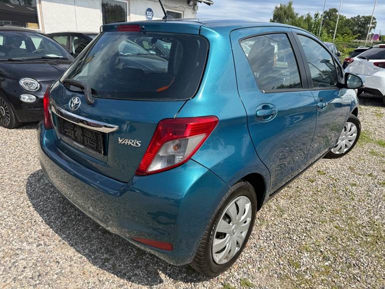 Toyota Yaris 1,3 VVT-i T1