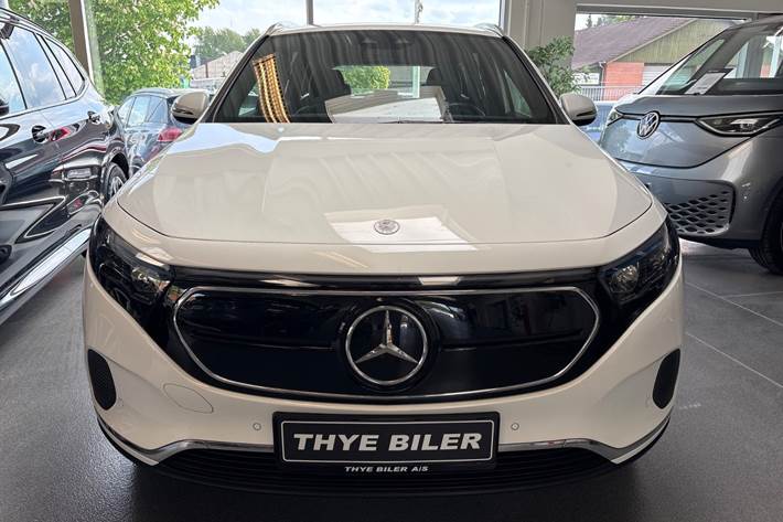 Hvid Mercedes EQA250 fra 2024