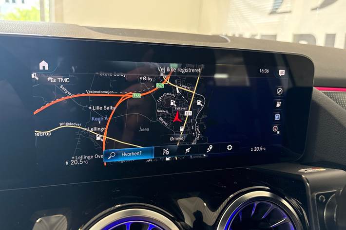 Hvid Mercedes EQA250 fra 2024