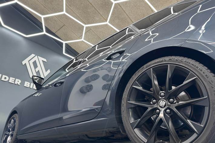 Grå Seat Leon fra 2020