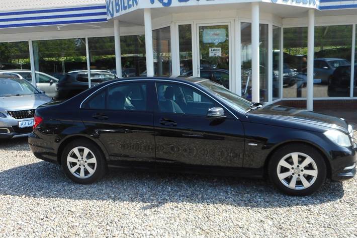 undefined Mercedes C200 fra 2011