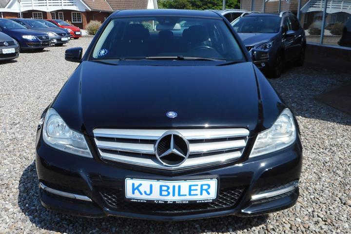 undefined Mercedes C200 fra 2011