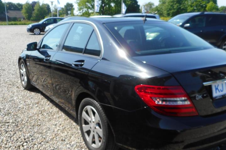 undefined Mercedes C200 fra 2011