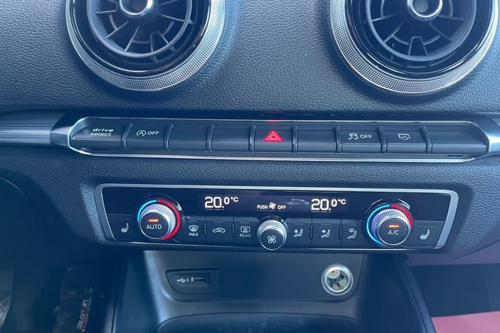 Hvid Audi A3 fra 2019