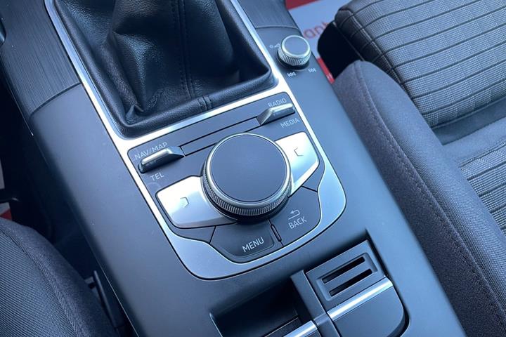 Hvid Audi A3 fra 2019