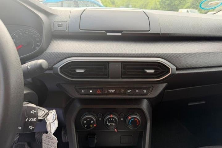 undefined Dacia Sandero fra 2023