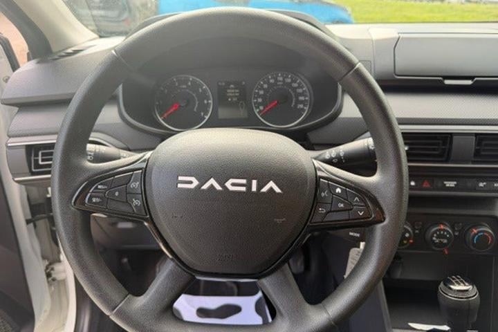 undefined Dacia Sandero fra 2023