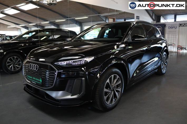 Sort Audi Q6 e-tron fra 2025