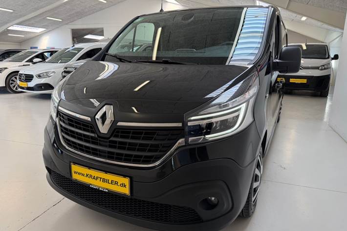 Sort Renault Trafic T29 fra 2021