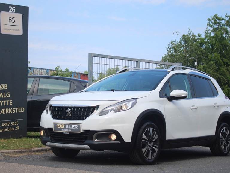Peugeot 2008 1,2 PureTech 110 Prestige Sky