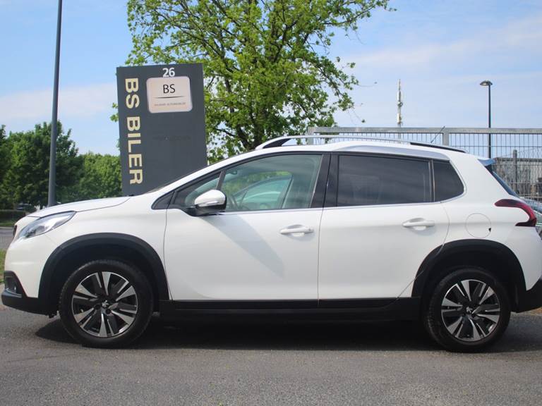 Peugeot 2008 1,2 PureTech 110 Prestige Sky