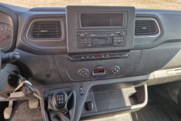 undefined Nissan NV400 fra 2021