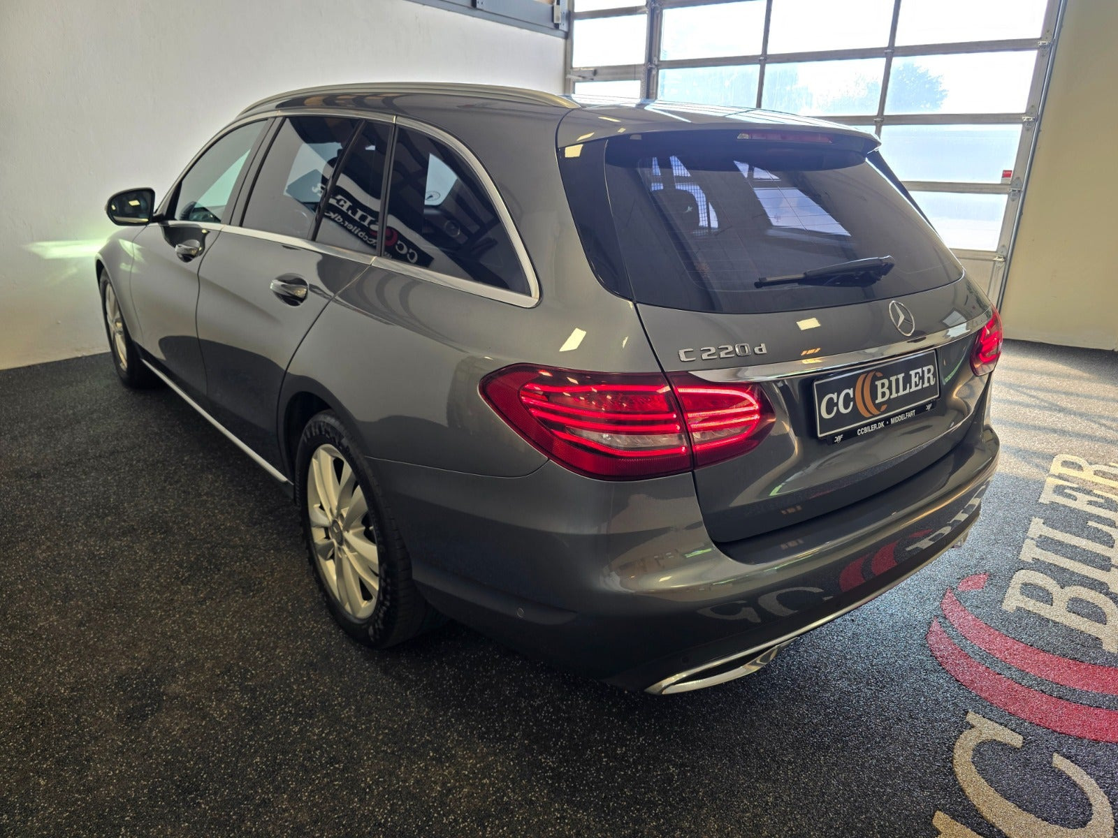 Sort Mercedes C220 d fra 2018