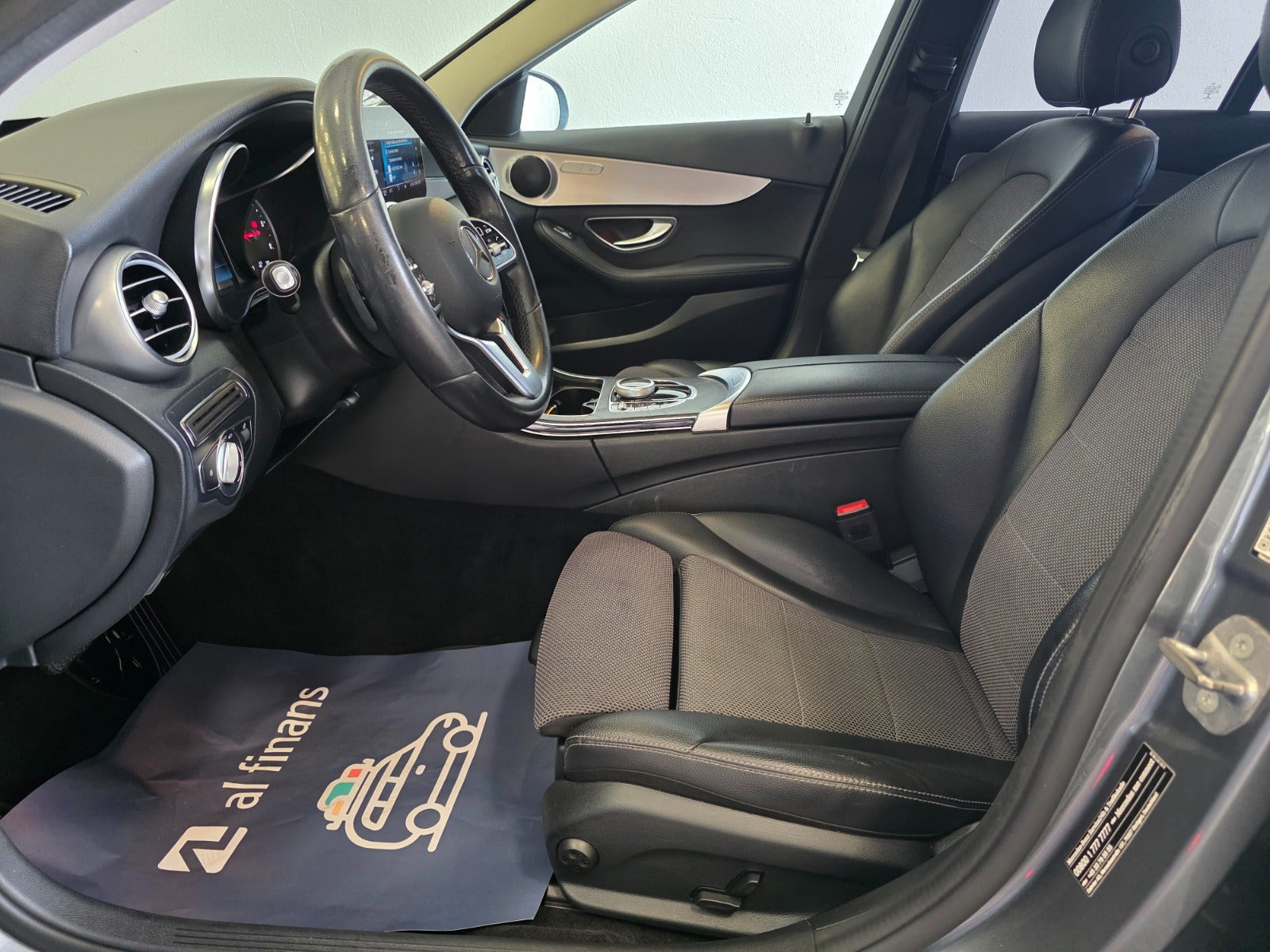 Sort Mercedes C220 d fra 2018