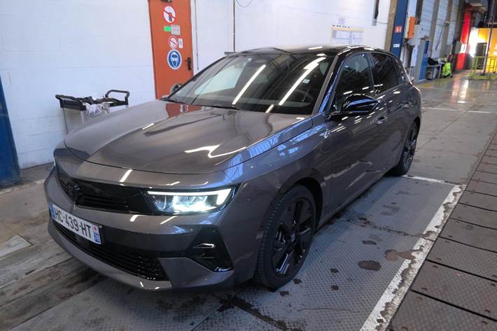 Grå Opel Astra-e fra 2025