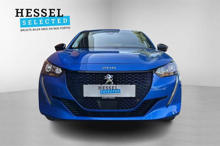 Blå Peugeot e-208 fra 2023