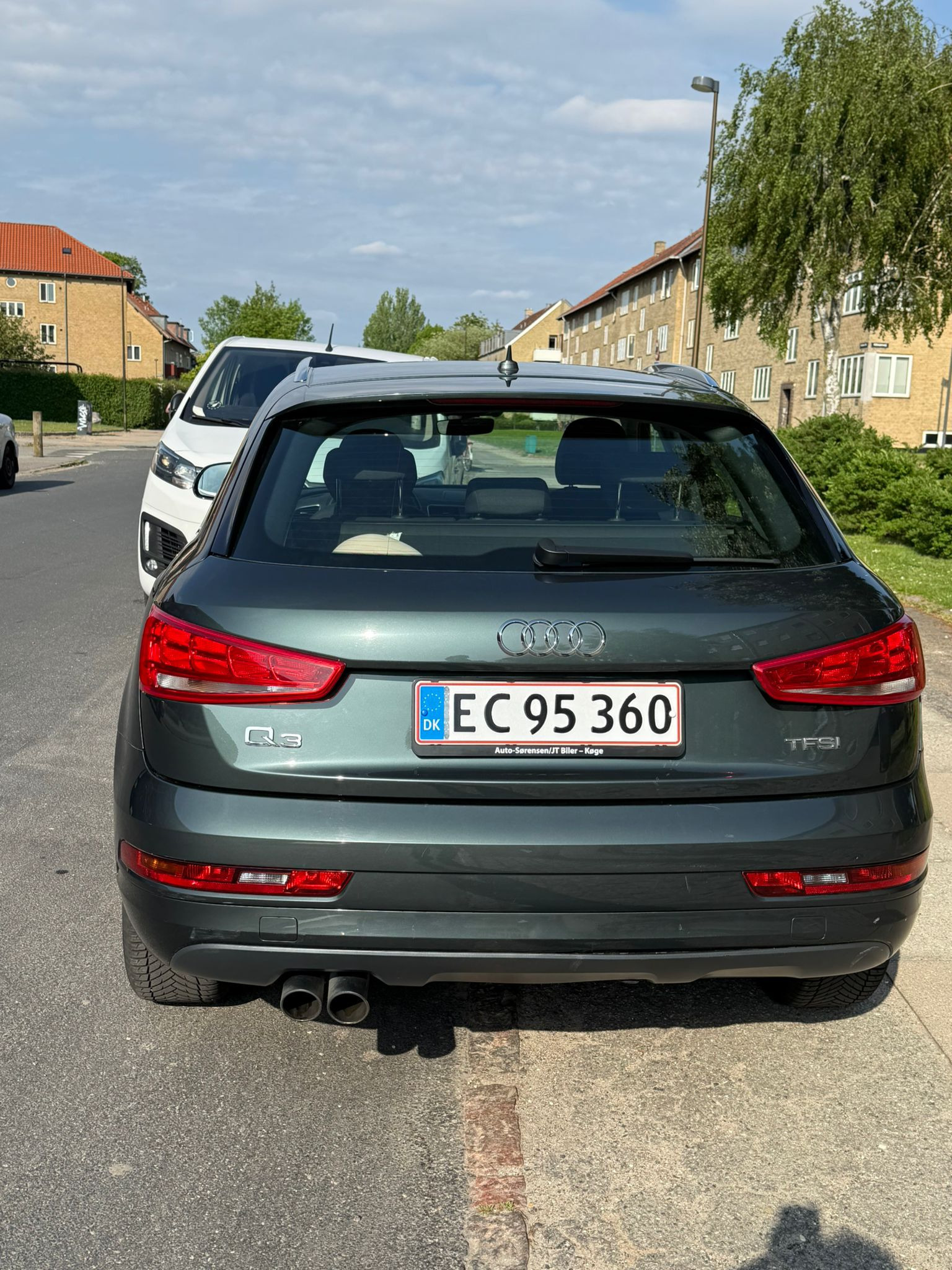 Grøn Audi Q3 fra 2018